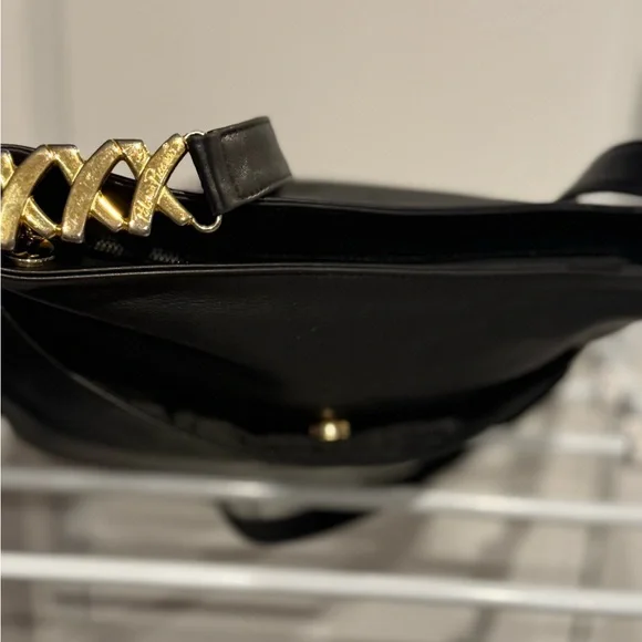 Paloma Picasso Classic Black Shoulder Bag - Picture 3 of 5